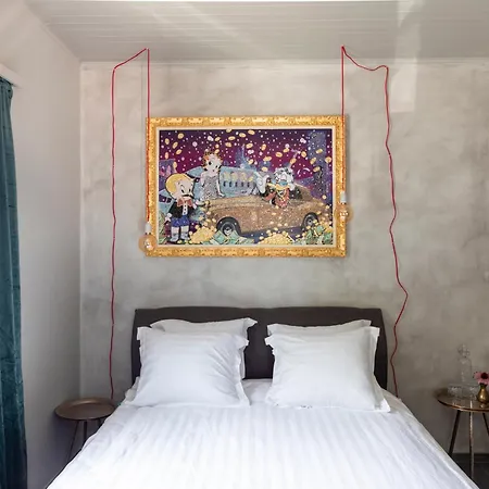 Riva Boutique I Restaurant I Club