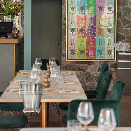 Szálloda Riva Boutique I Club I Loges I Restaurant Gambarogno