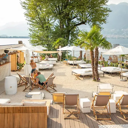 Riva Boutique I Club I Loges I Restaurant Szálloda Gambarogno
