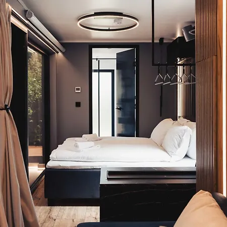 Riva Boutique Hotel I Beach Club I Loges I Restaurant * Gambarogno