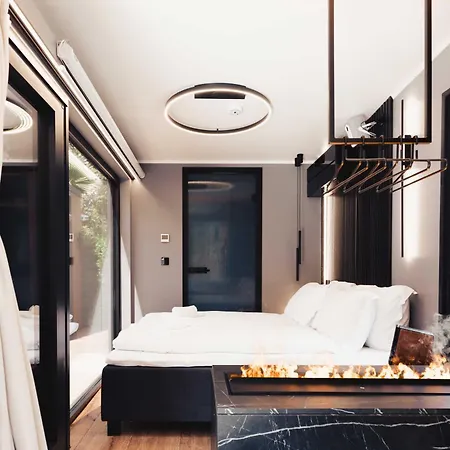 Riva Boutique Hotel I Beach Club I Loges I Restaurant Hotel Gambarogno