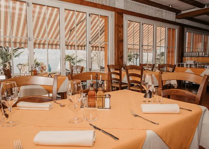 Riva Boutique I Restaurant I Club Gambarogno