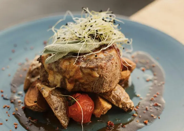 Riva Boutique I Restaurant I Club * Gambarogno