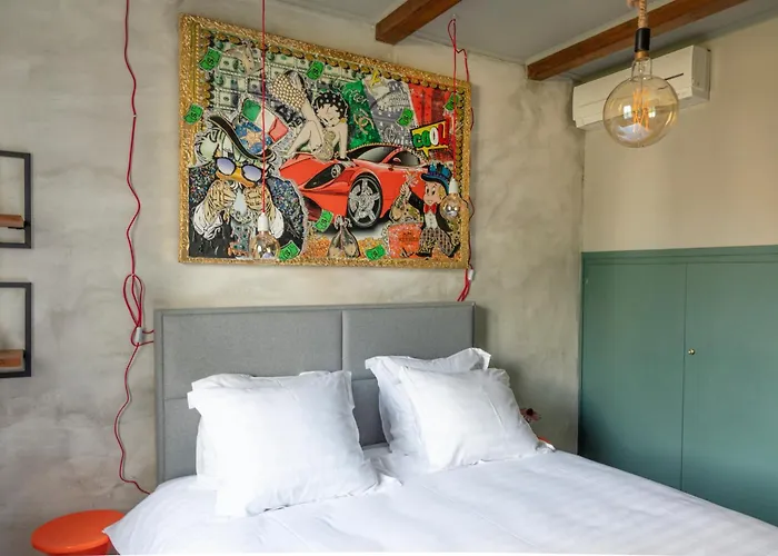 Riva Boutique I Restaurant I Club Hotel *