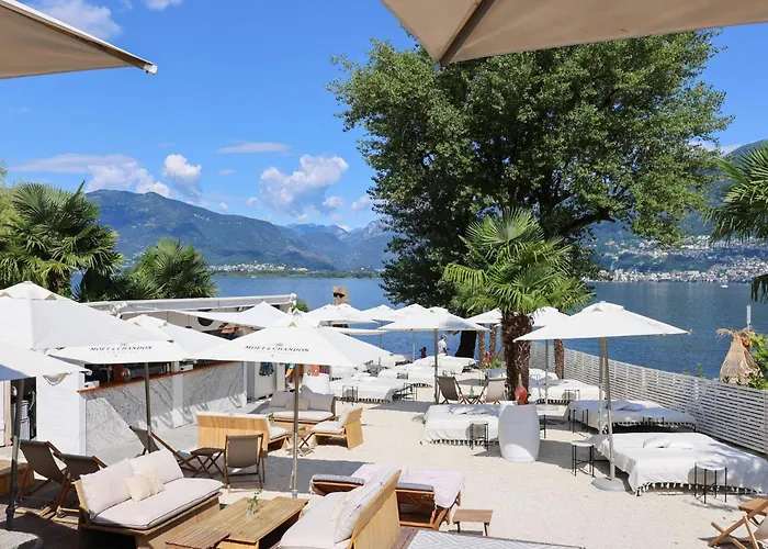 Riva Boutique I Restaurant I Club Hotel *