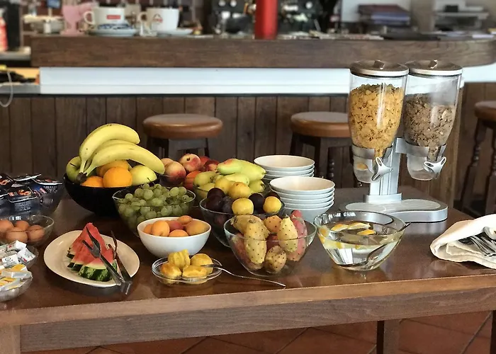 Riva Boutique I Restaurant I Club Hotel *