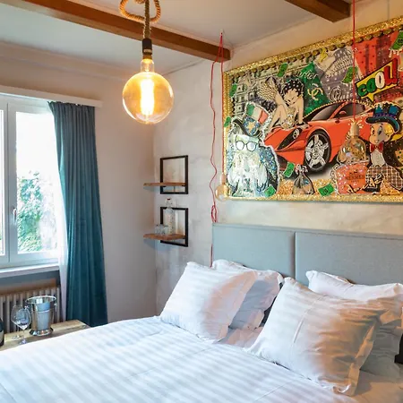 מלון Riva Boutique I Restaurant I Club