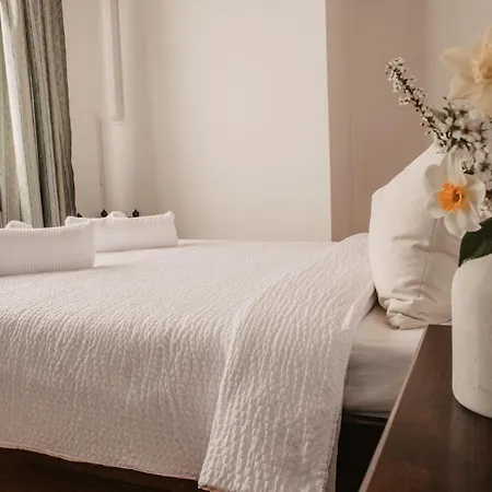 Riva Beach Club I Boutique Hotel I Restaurant *
