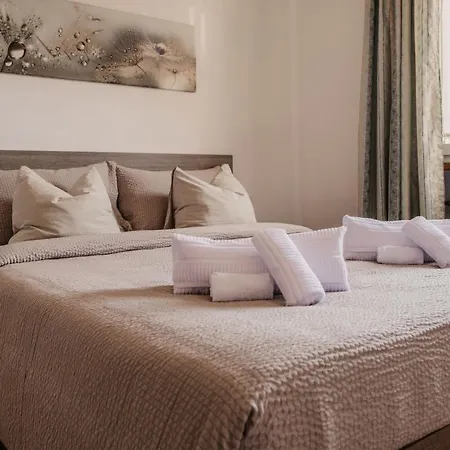 Riva Beach Club I Boutique Hotel I Restaurant *