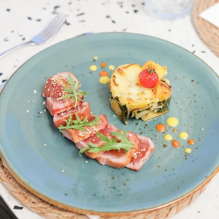 Riva Beach Club I Boutique Hotel I Restaurant Hotel Gambarogno