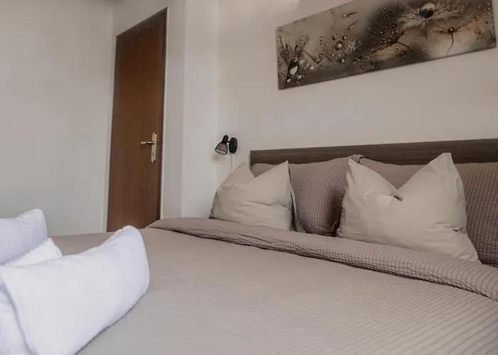 Hotel Riva Boutique I Restaurant I Club