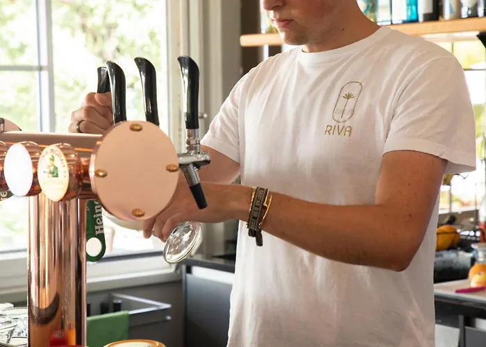 Riva Boutique I Restaurant I Club Gambarogno